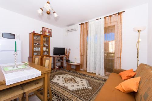 Apartments Katic