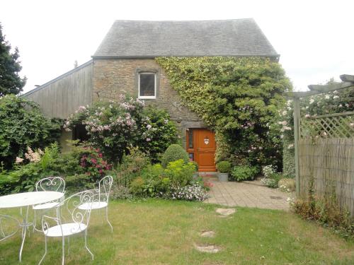 Gallery image of La Haute Gilberdière in Sartilly