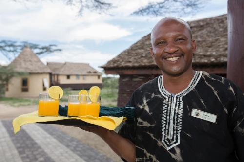 Gallery image of Lake Ndutu Luxury Tented Lodge in Sinoni