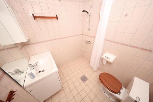 Kylpyhuone majoituspaikassa Valdres Høyfjellshotell