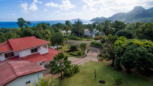 Gallery image of The Orchard Holiday Home in Mahe