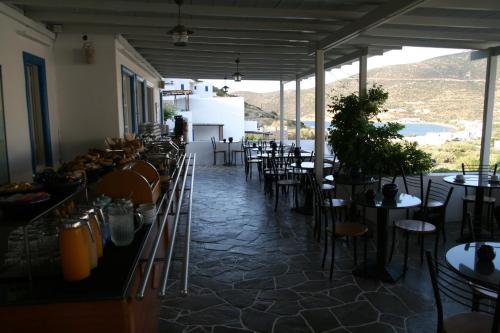 Gallery image of Alexandros Hotel in Platis Yialos Sifnos