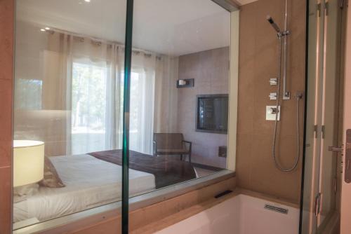 Kúpeľňa v ubytovaní Troia Residence by The Editory - Apartamentos Praia