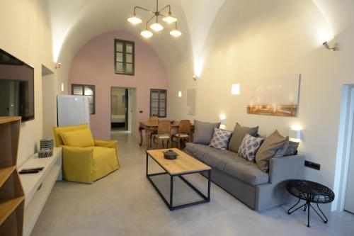 Gallery image of Aria Suites & Villas in Fira