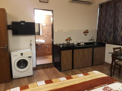Kuchyň nebo kuchyňský kout v ubytování Bis-LIN Home Stay