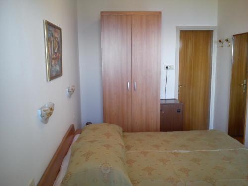 Posteľ alebo postele v izbe v ubytovaní Room Rubinić