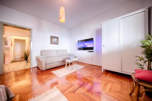 Afbeelding uit fotogalerij van Bellevue Apartment Hvar in Hvar