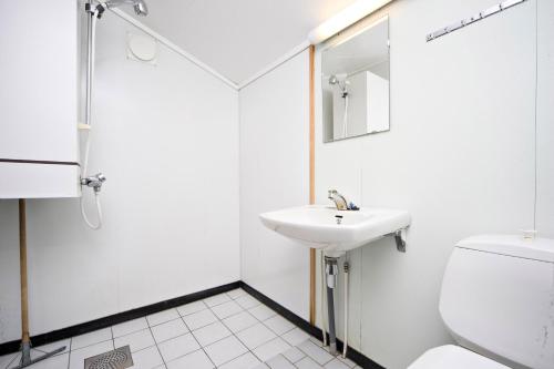 Kylpyhuone majoituspaikassa Åros Feriesenter