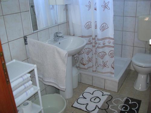 Koupelna v ubytování Apartments Šparada Mladen