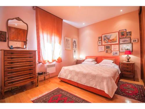 Ένα ή περισσότερα κρεβάτια σε δωμάτιο στο Villa Smodlaka
