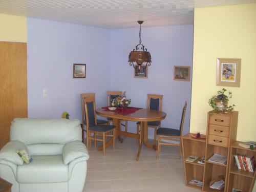 Χώρος καθιστικού στο 4 Sterne Ferienwohnung 140 qm im Haus Tina