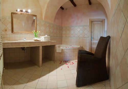 Koupelna v ubytování Hotel & Caffe Silesia