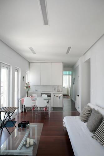 Mind-blowing Acropolis View Apt