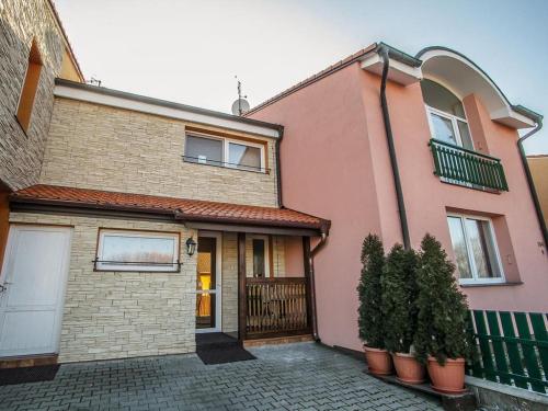 Fotografie z fotogalerie ubytování Apartment Jenec v destinaci Jeneč