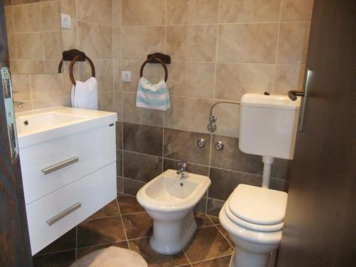 Apartments Ivanković tesisinde bir banyo