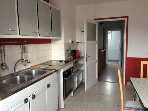 Η κουζίνα ή μικρή κουζίνα στο Appartement à Le Portel