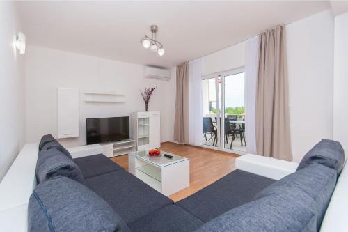 Apartman Mira- Omis