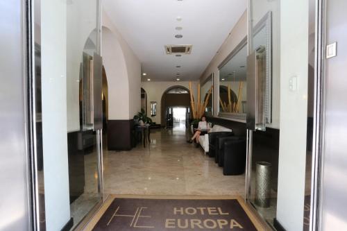 Lobi atau kawasan kaunter penerimaan di Hotel Europa