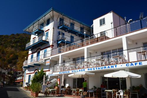 Gallery image of Elyssia Hotel in Pedoulas