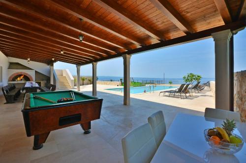 Villa View 4 You