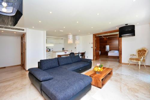 Villa View 4 You