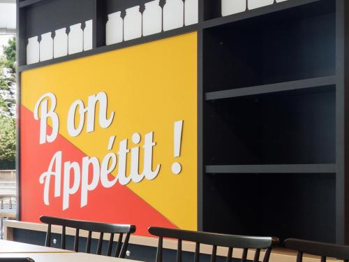 Imagen de la galería de B&B HOTEL Honfleur, en Honfleur
