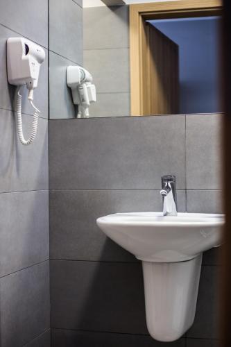 Un baño de Waw Hotel Airport Okęcie