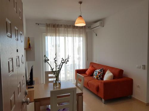 Gambar di galeri bagi Flori beach Apartment Radhime di Radhimë