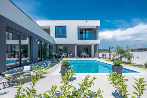 Wellness & Spa Luxury Villa Nicole - FAMILIES ONLY