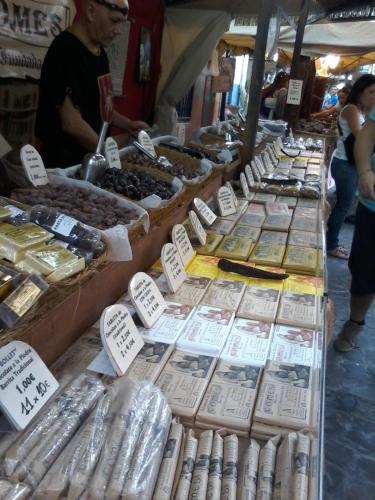 a market with many different types of food on display at Guesthouse Berna in Denia
