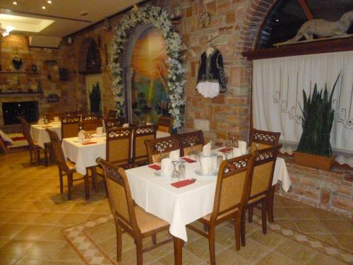 Restoran atau tempat lain untuk makan di Hotel Piccolino