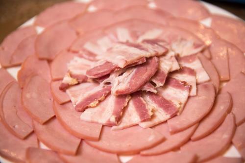 Mad på hotellet eller i nærheden