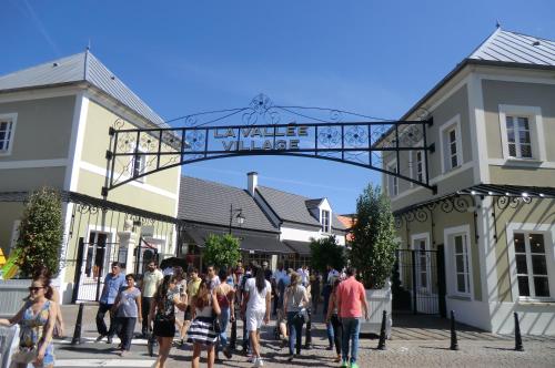 Hosté ubytování Appartement Serris