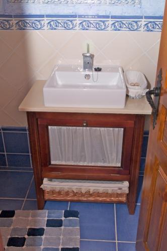 Koupelna v ubytování Casa Aingeru
