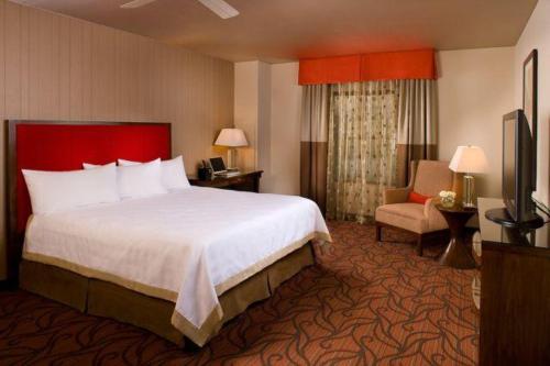 Ένα ή περισσότερα κρεβάτια σε δωμάτιο στο Boomtown Bossier City