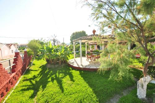 Gallery image of Tassos Apartments in Acharavi