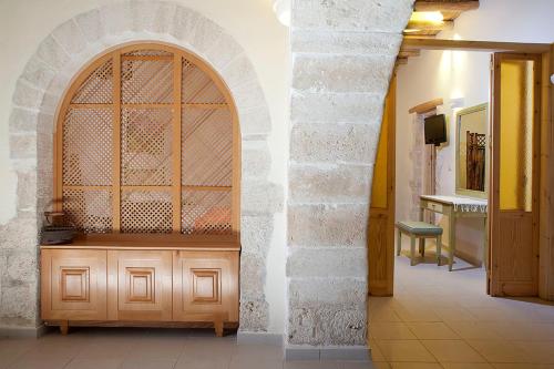 Μια τηλεόραση ή/και κέντρο ψυχαγωγίας στο Kastellos Traditional Houses