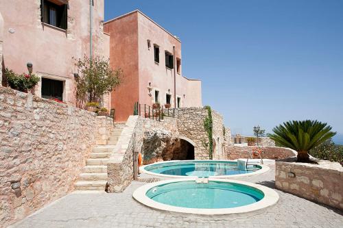 Πισίνα στο ή κοντά στο Kastellos Traditional Houses