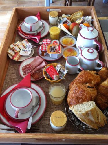 Gallery image of Logis Auberge De Tavel in Tavel