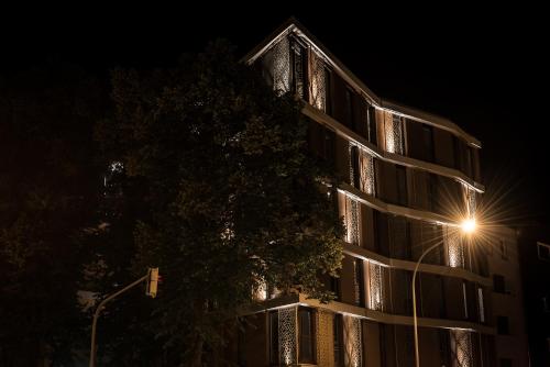 Το κτήριο όπου στεγάζεται  το διαμέρισμα