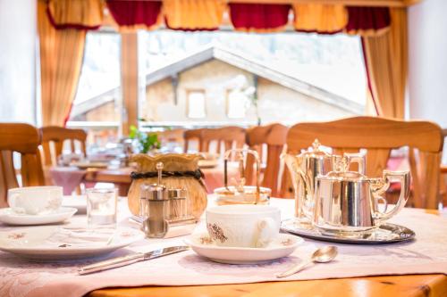 Gallery image of Hotel Garni Ernst Falch in Sankt Anton am Arlberg