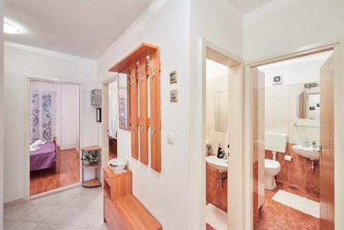 Kúpeľňa v ubytovaní Sv. Ilija Apartment - Vila Biokova