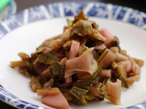 a plate of food with ham and lettuce at Komao in Kiso
