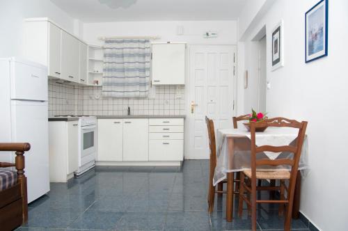 Gallery image of Erato Apartments in Batsi