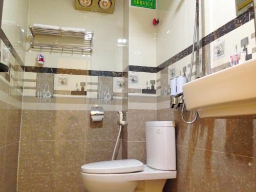 Ένα μπάνιο στο Ninh Binh Central Hotel
