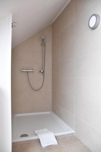Un baño de Gästehaus Weber-Loskill