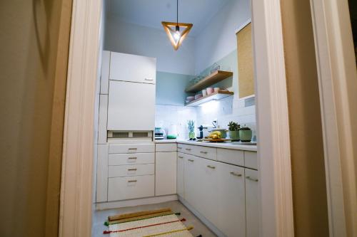 Your "Home Away from Home" in Acropolis
