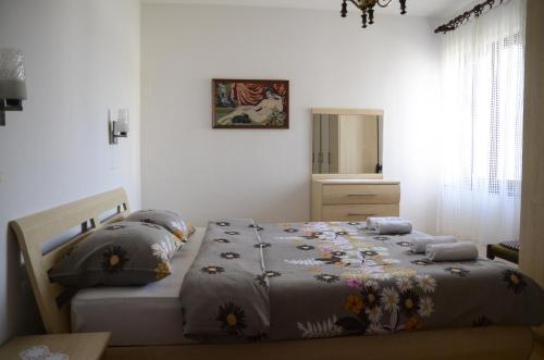 Кровать или кровати в номере Apartments Jaklin Rovinj