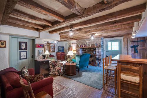 Χώρος καθιστικού στο Lightner Farmhouse B&B