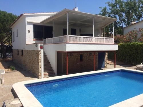 The swimming pool at or close to Casa Lorca